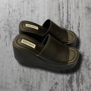 Steve Madden Pepe30 Slide Sandal